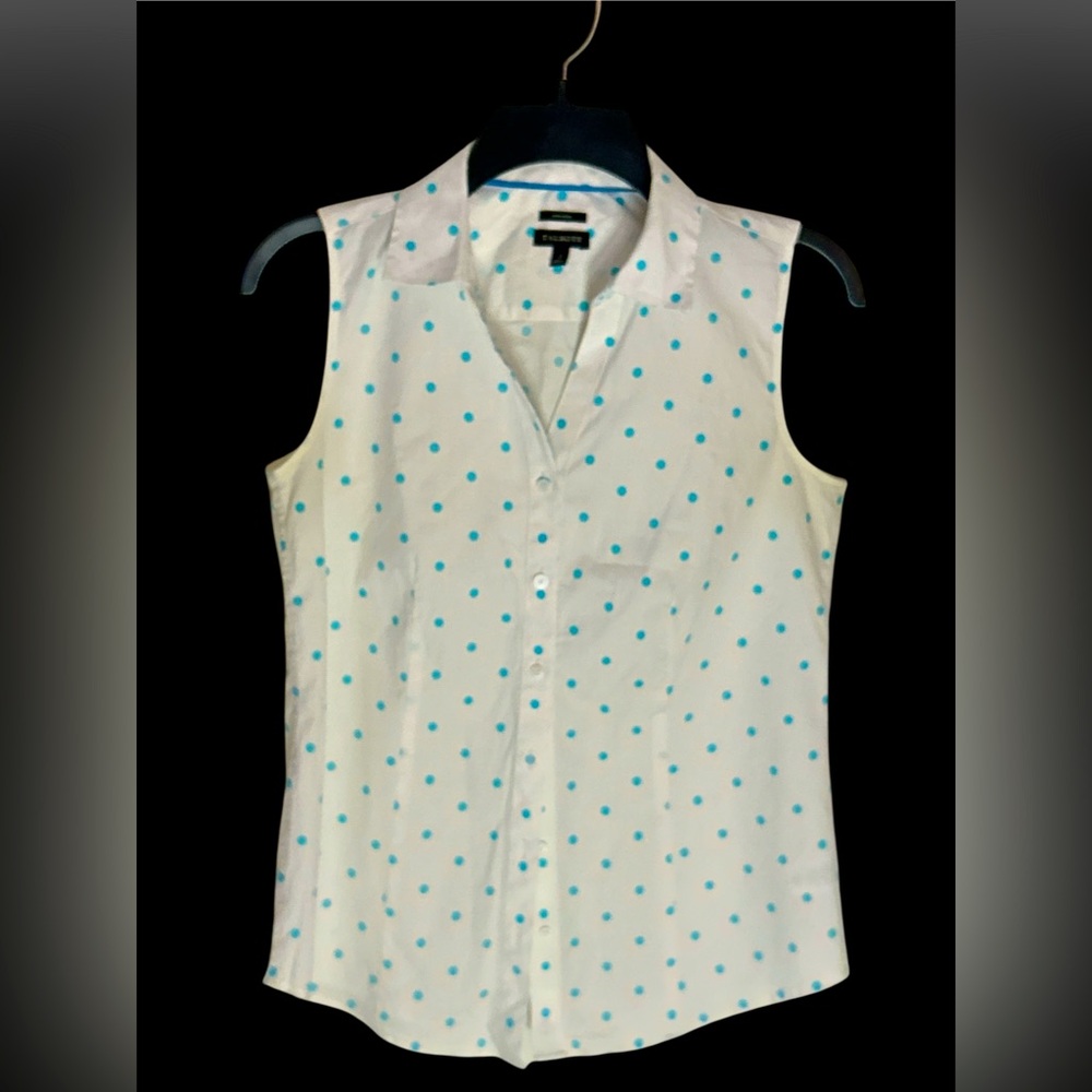 Talbots Pretty White/ Turqouise Polka Dots Sleeveless Blouse Pre-Loved